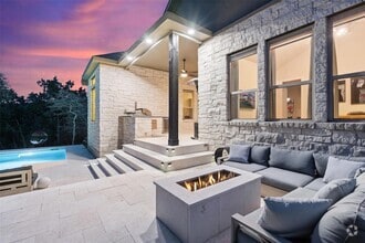 Building Photo - 216 Vista Village Cove