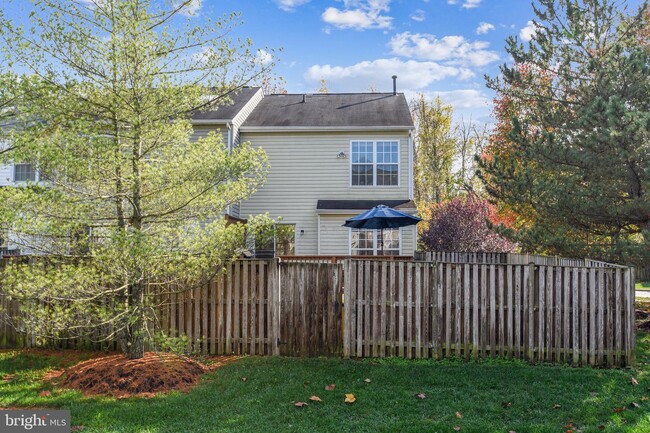 Foto del edificio - 3812 Colony Point Pl