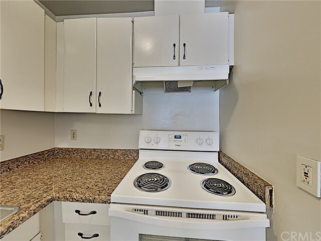 Primary Photo - 481 N 6th St