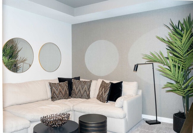 Building Photo - 133 Corner Meadows Way NE