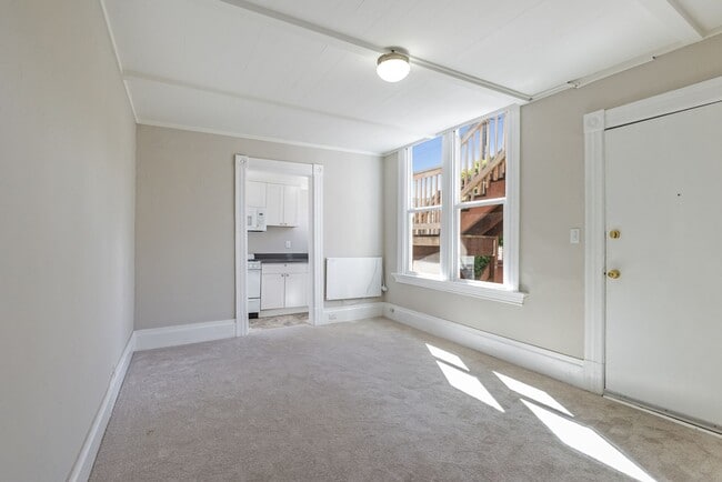 Building Photo - 1530 Minturn St - Studio | 1 bath | Lower rear unit