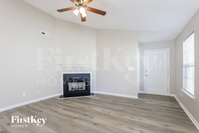 Foto del edificio - 4952 Silverdene St