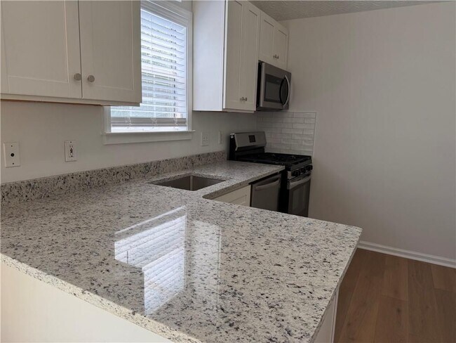 Foto del edificio - 2802 Pine Valley Way NW