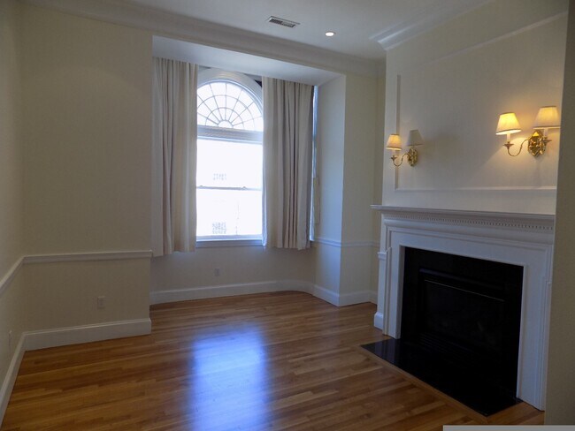 Foto del edificio - 22 Beacon St