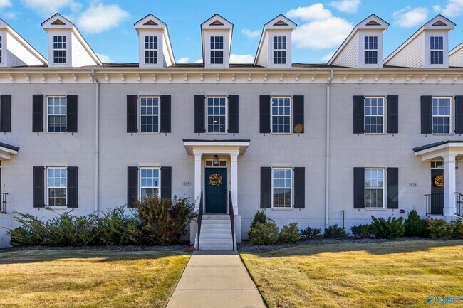 Building Photo - 519 Town Madison Blvd