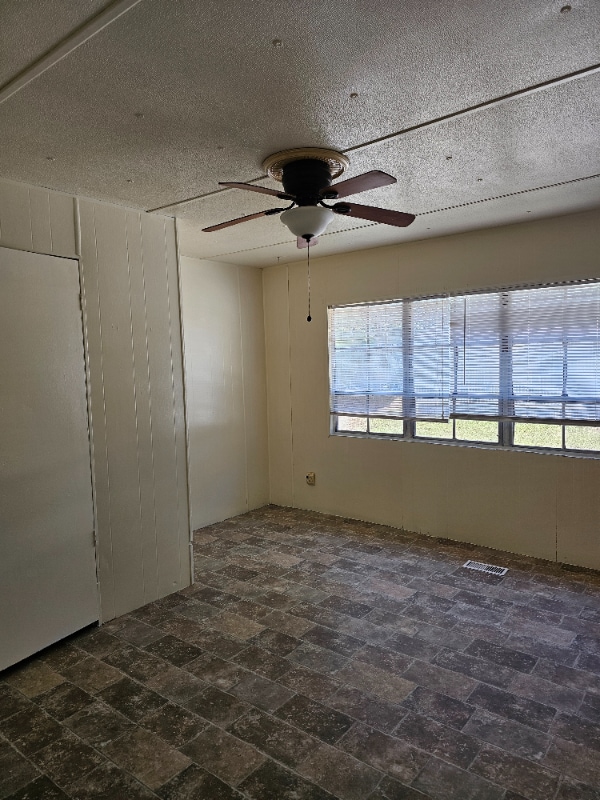 Foto del edificio - 413 Miller St