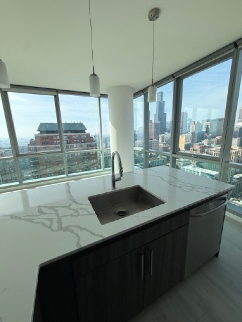 Photo - 70 W Huron St Apartment