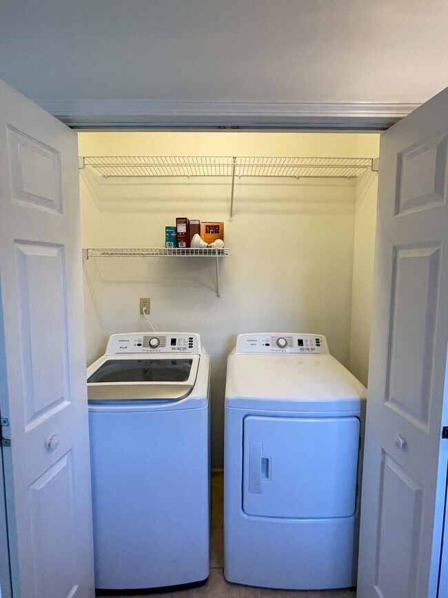 Foto del edificio - 1203 E 8th Ave