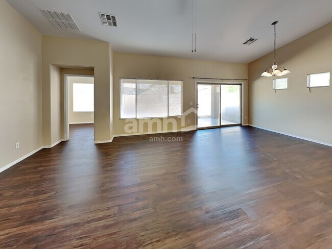 Foto del edificio - 11369 W Lincoln St