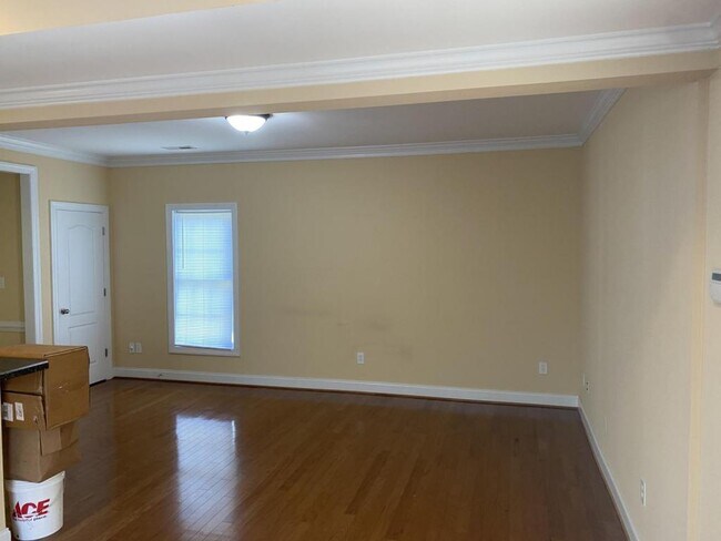 Building Photo - 1094 Cranberry Court