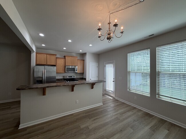 Foto del edificio - 1037 Grand Ridge Dr