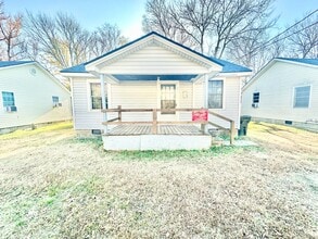 Building Photo - 313 Orr Dr