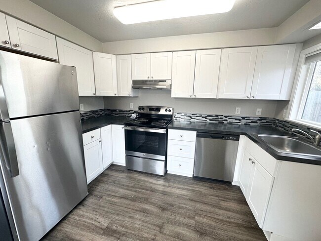 Foto del edificio - 211 N Indiana Ave