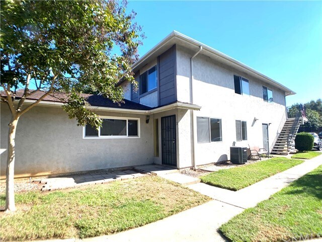 Building Photo - 12153 Wintergreen Dr