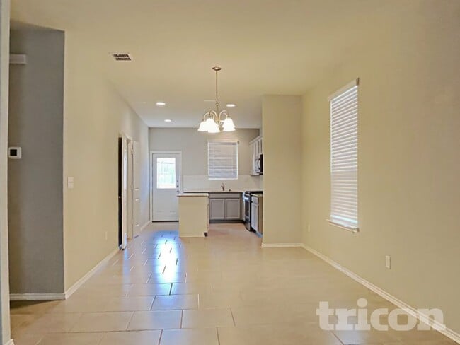 Building Photo - 14003 Elounda