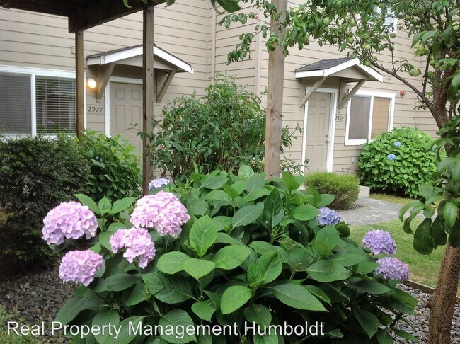 Foto del edificio - 2 br, 1.5 bath House - 2977 Rainbow Lane
