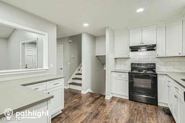 Building Photo - 3 br, 2 bath House - 9439 Cedar Creek Plac...
