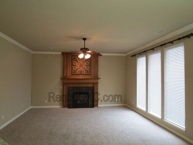 Building Photo - Rock Creek 3/2 Great home Great schools