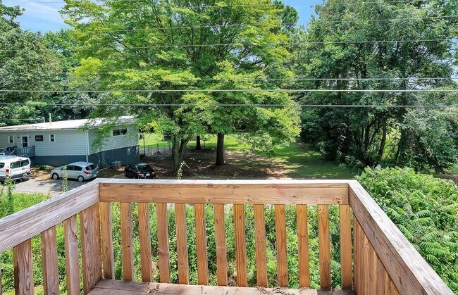 Foto del edificio - 1424 Ascent Trl NW