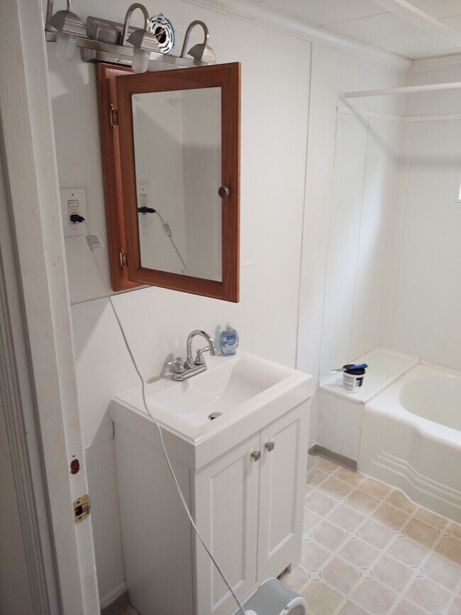 Foto del edificio - 515 Newland Ave