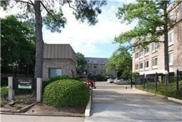 Building Photo - 2213 S Braeswood Blvd
