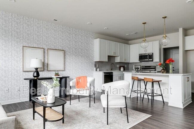 Foto del edificio - 2439 Ownby Ln