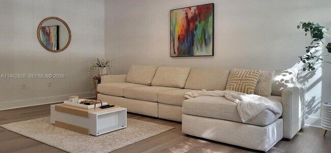 Foto del edificio - 2069 S Ocean Dr