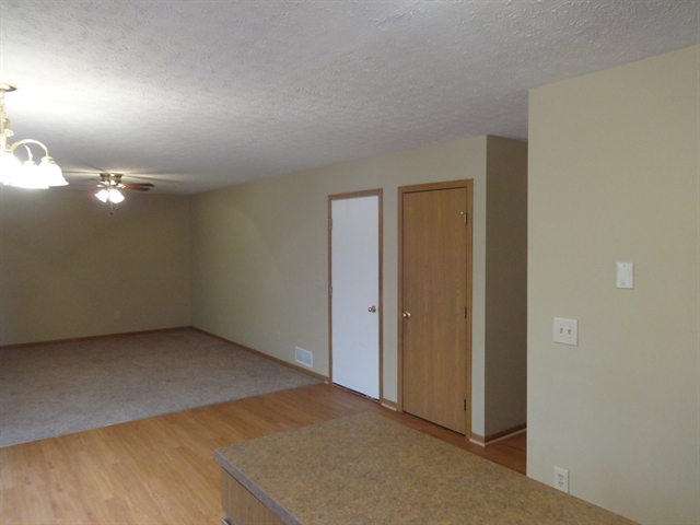 Building Photo - 3368 Emeline Dr