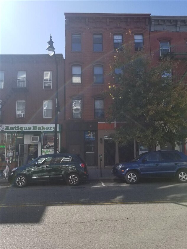 Primary Photo - 281 Newark Ave