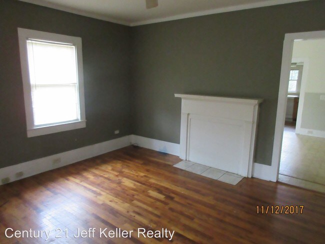 Building Photo - 2 br, 1 bath House - 304 Fairview St.