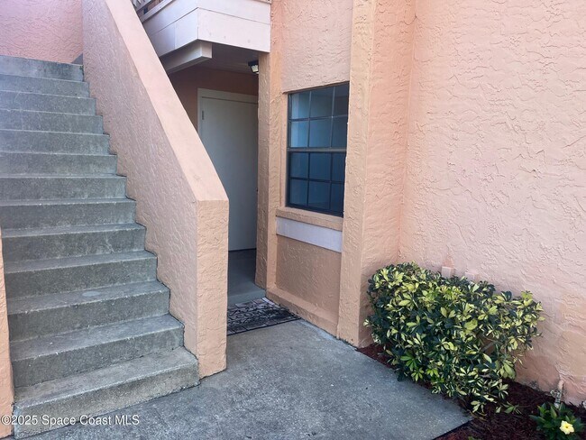 Foto del edificio - 2107 Hidden Grove Ln