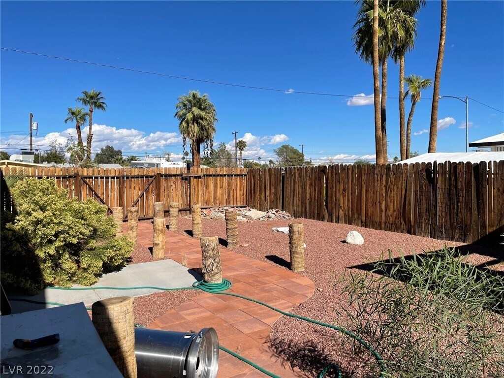 Building Photo - 3116 Sundown Dr