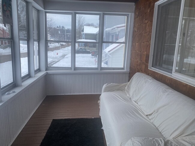 Building Photo - Gorgeous 4 bedroom 2 bath house for rent!!!