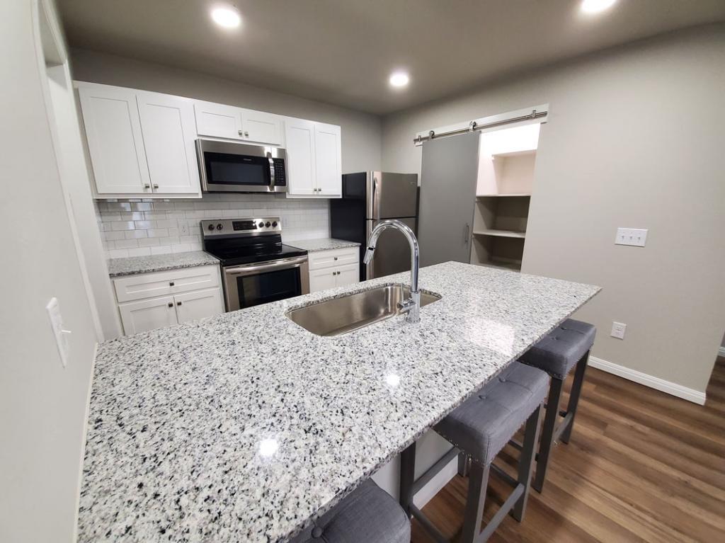 Foto principal - 1824 NW 31