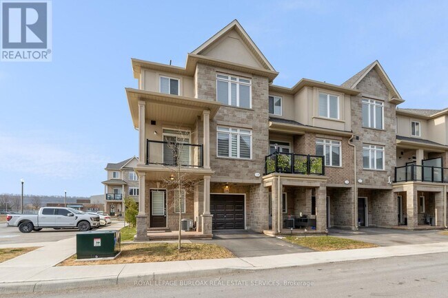 Building Photo - 40 Zinfandel Dr