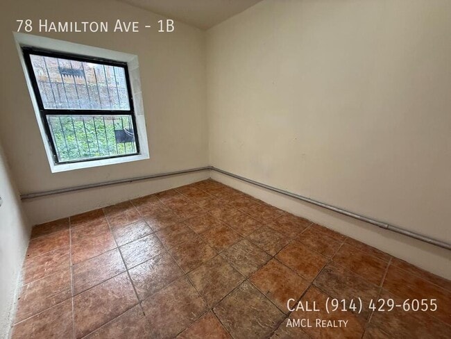 Foto del edificio - 78 Hamilton Ave