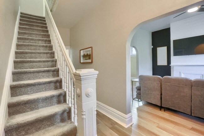 Foto del edificio - Renovated Home - Mt. Washington
