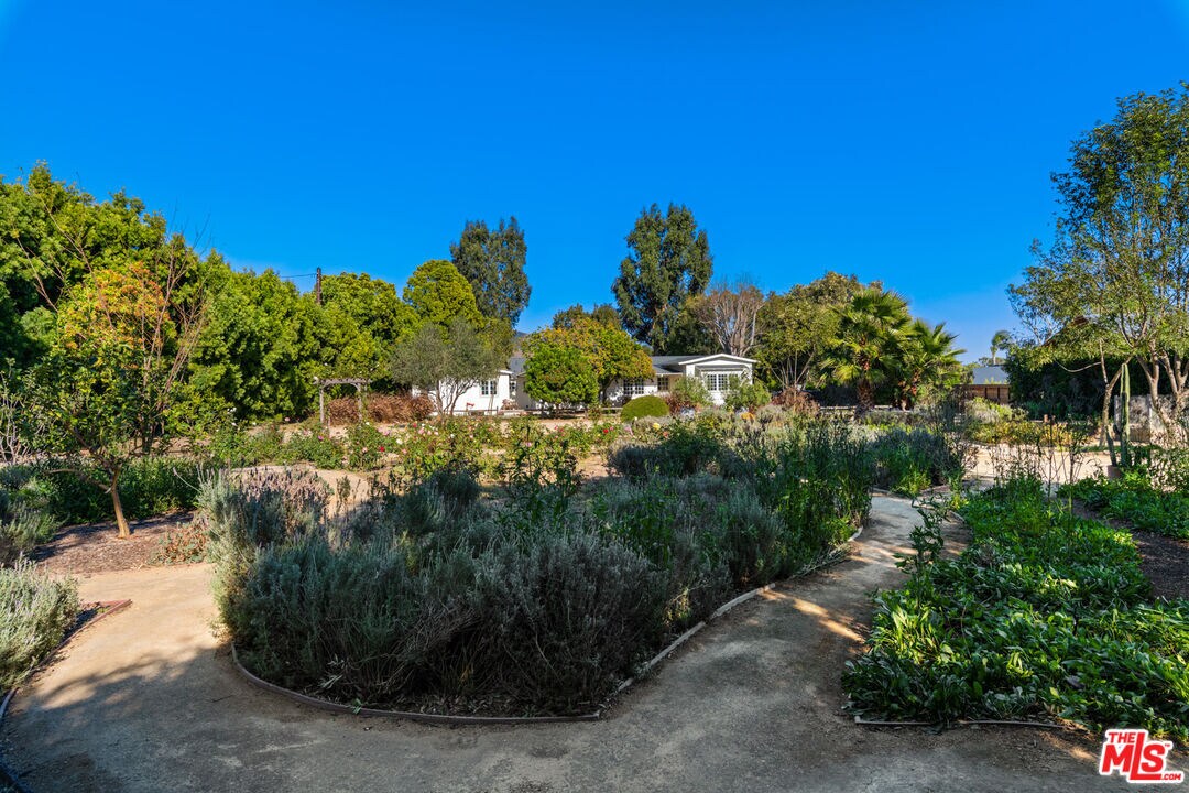 Foto principal - 6702 Wildlife Rd