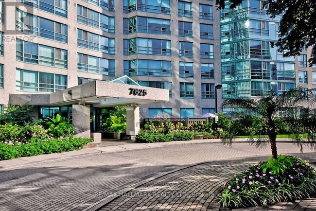 Building Photo - 7825 Bayview Ave