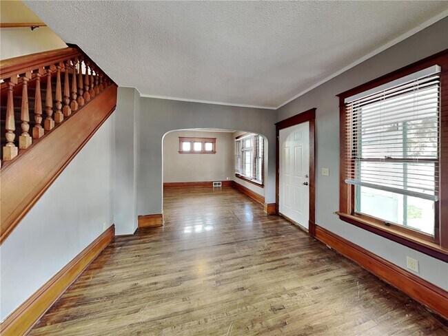 Foto del edificio - 1403 Barclay St