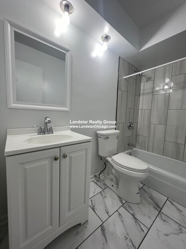 Foto del edificio - 1523 W Morse Ave
