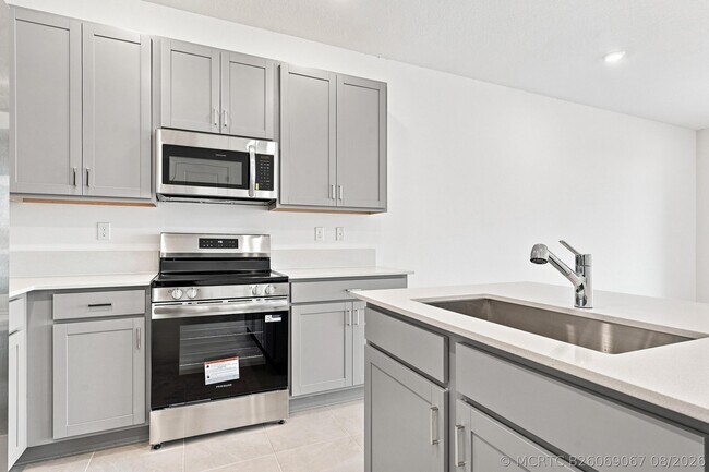 Foto del edificio - 3580 Spanish Cedar Pl