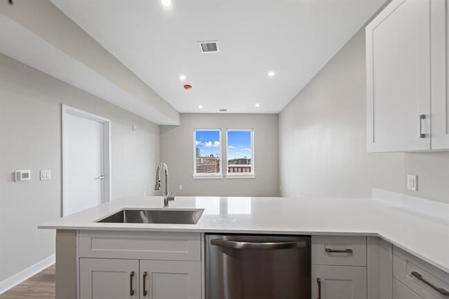 Foto del edificio - 475 Communipaw Ave