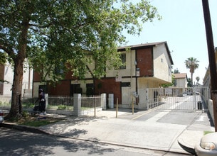 Building Photo - 8742 Orion