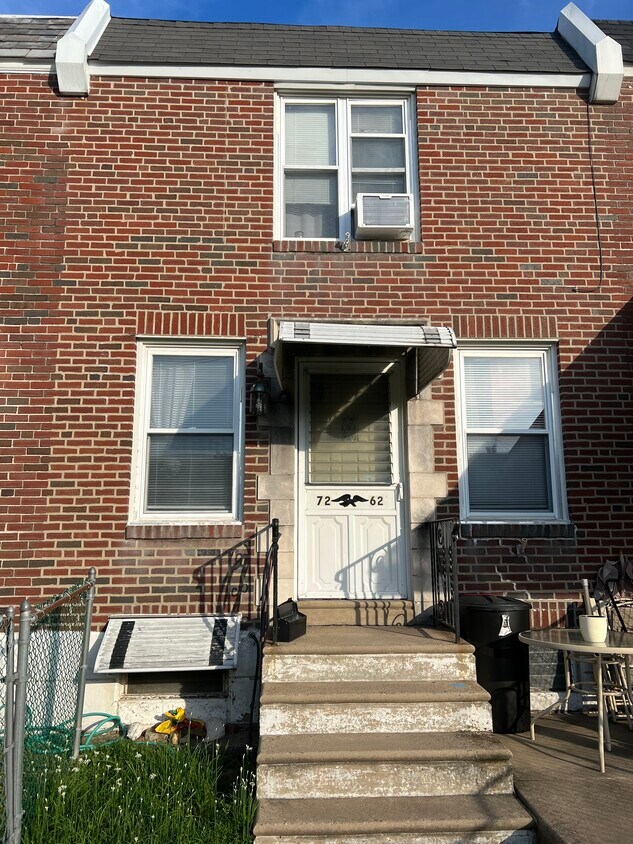 7262 Leonard St, Philadelphia, PA 19149 Townhome Rentals in