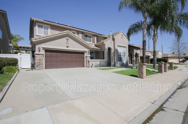 Foto del edificio - 29880 Pinehurst Dr