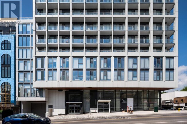 Building Photo - 2020-2020 Bathurst St