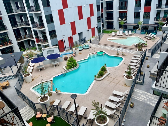 Building Photo - The Local Tempe Luxury Apartments