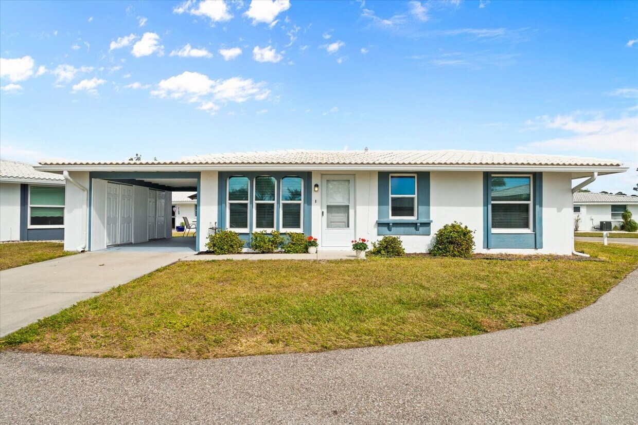 Foto principal - Beautifully Renovated 2BR/2BA Villa with C...