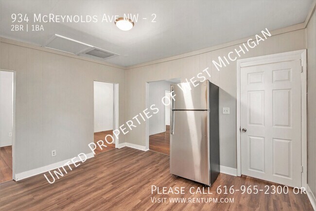 Foto del edificio - 934 Mc Reynolds Ave NW